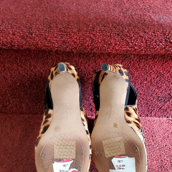 Leopard 'skinny' heel - Picture 3 of 13